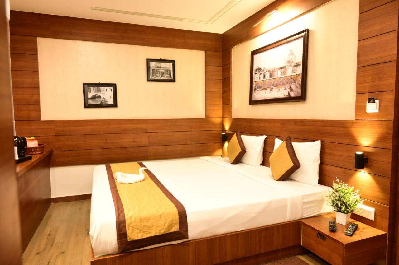 Hotel Silkhouse Premier Danapur 외부 사진