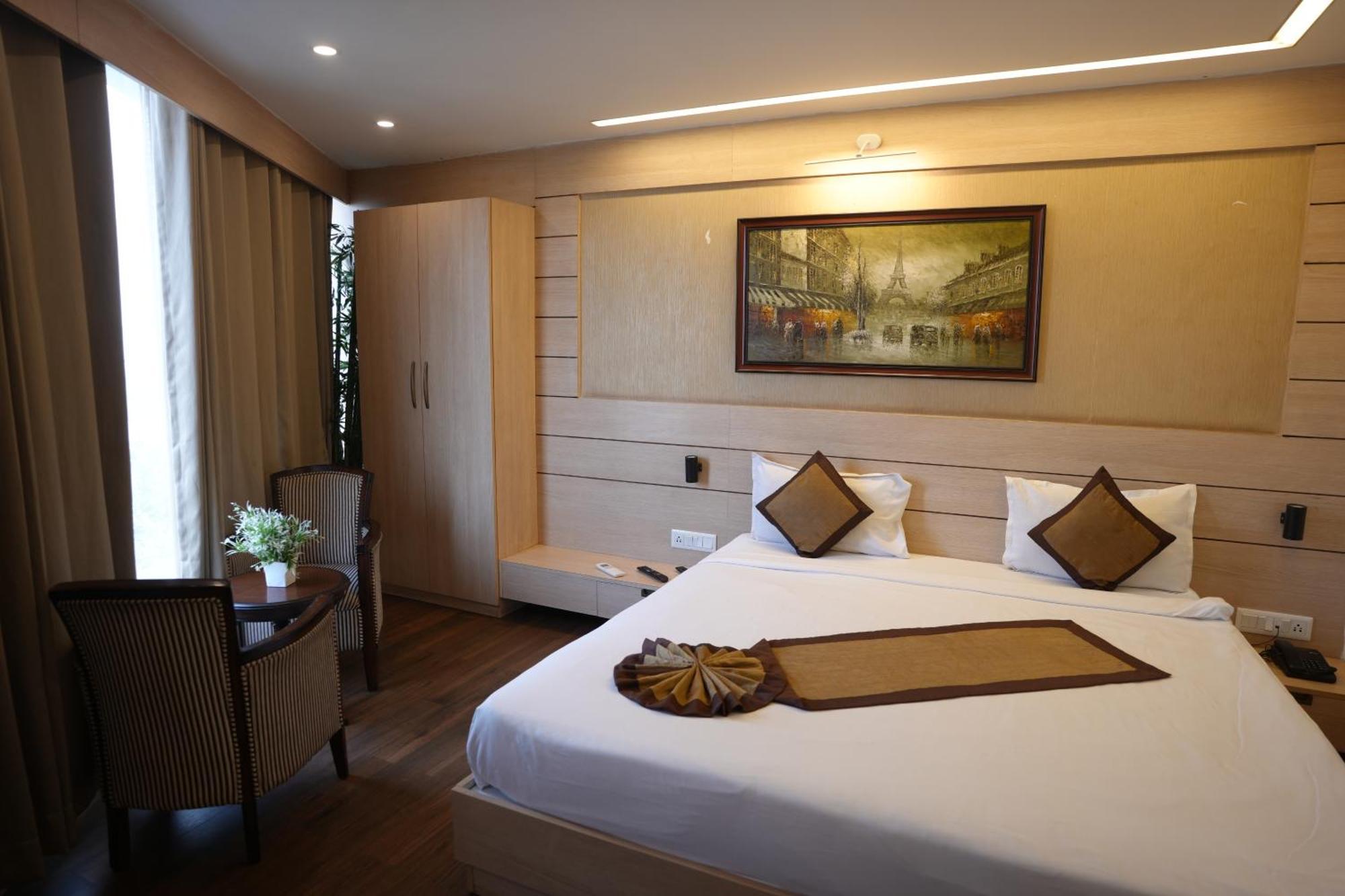 Hotel Silkhouse Premier Danapur 외부 사진